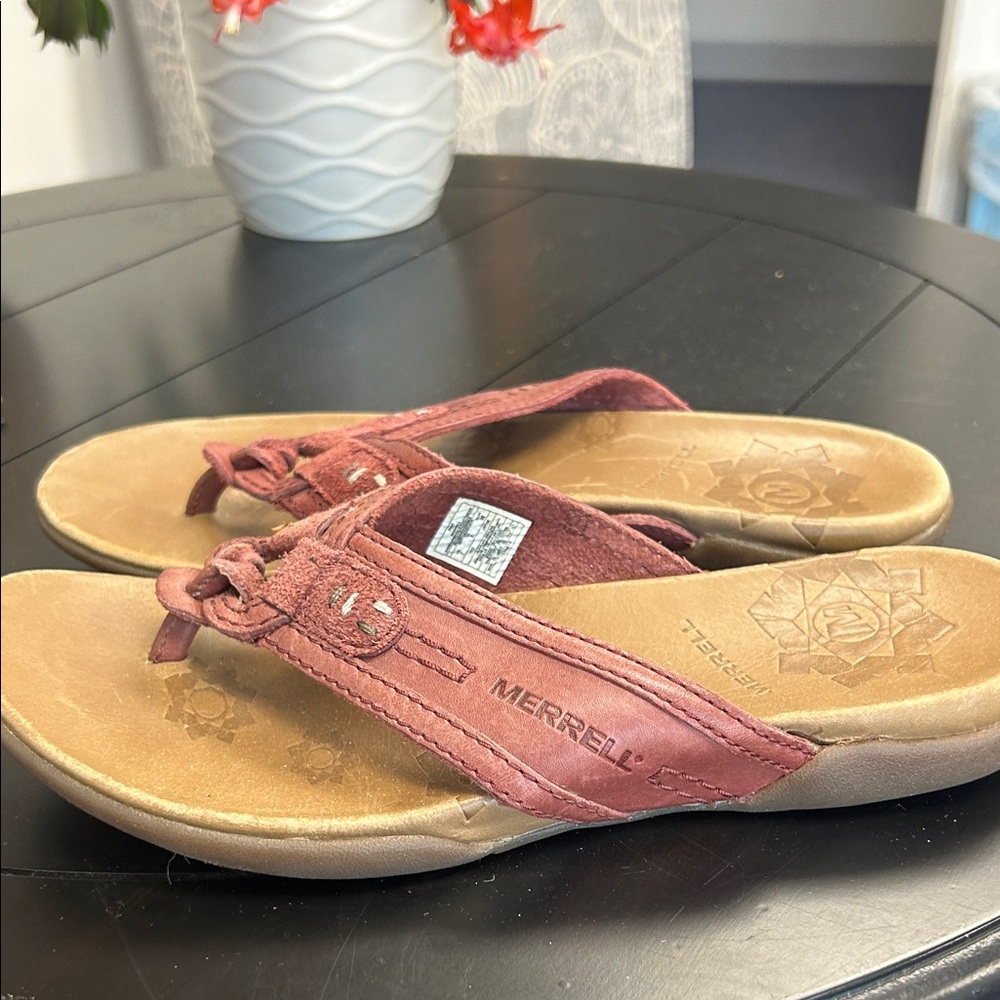 Merrell Women’s Rust Red Suede Thong Sandals 7 - Picture 3 of 6
